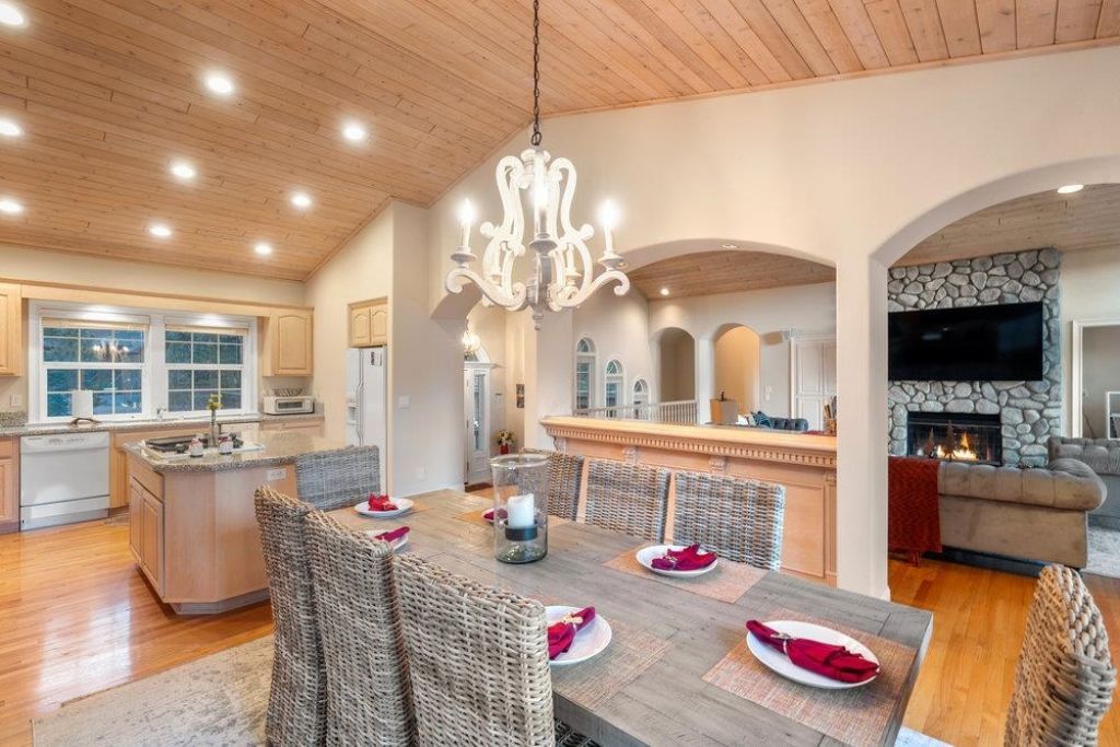 1360 Canterbury Drive, Kings Beach, CA 96143 Photo