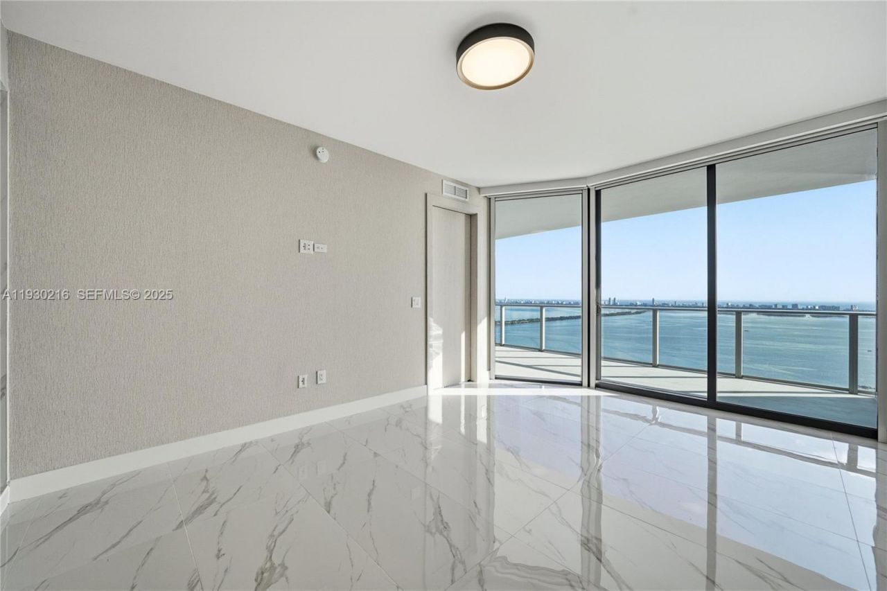 700 NE 24th St, Unit 4801, Miami, FL 33137 Photo