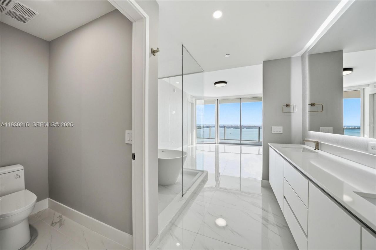 700 NE 24th St, Unit 4801, Miami, FL 33137 Photo