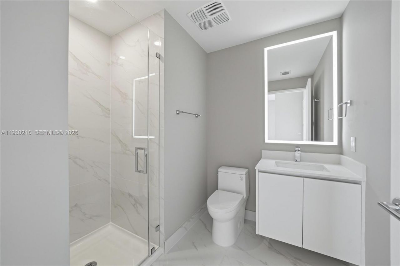 700 NE 24th St, Unit 4801, Miami, FL 33137 Photo