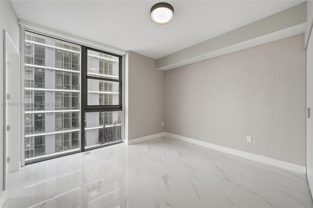 700 NE 24th St, Unit 4801, Miami, FL 33137 Photo