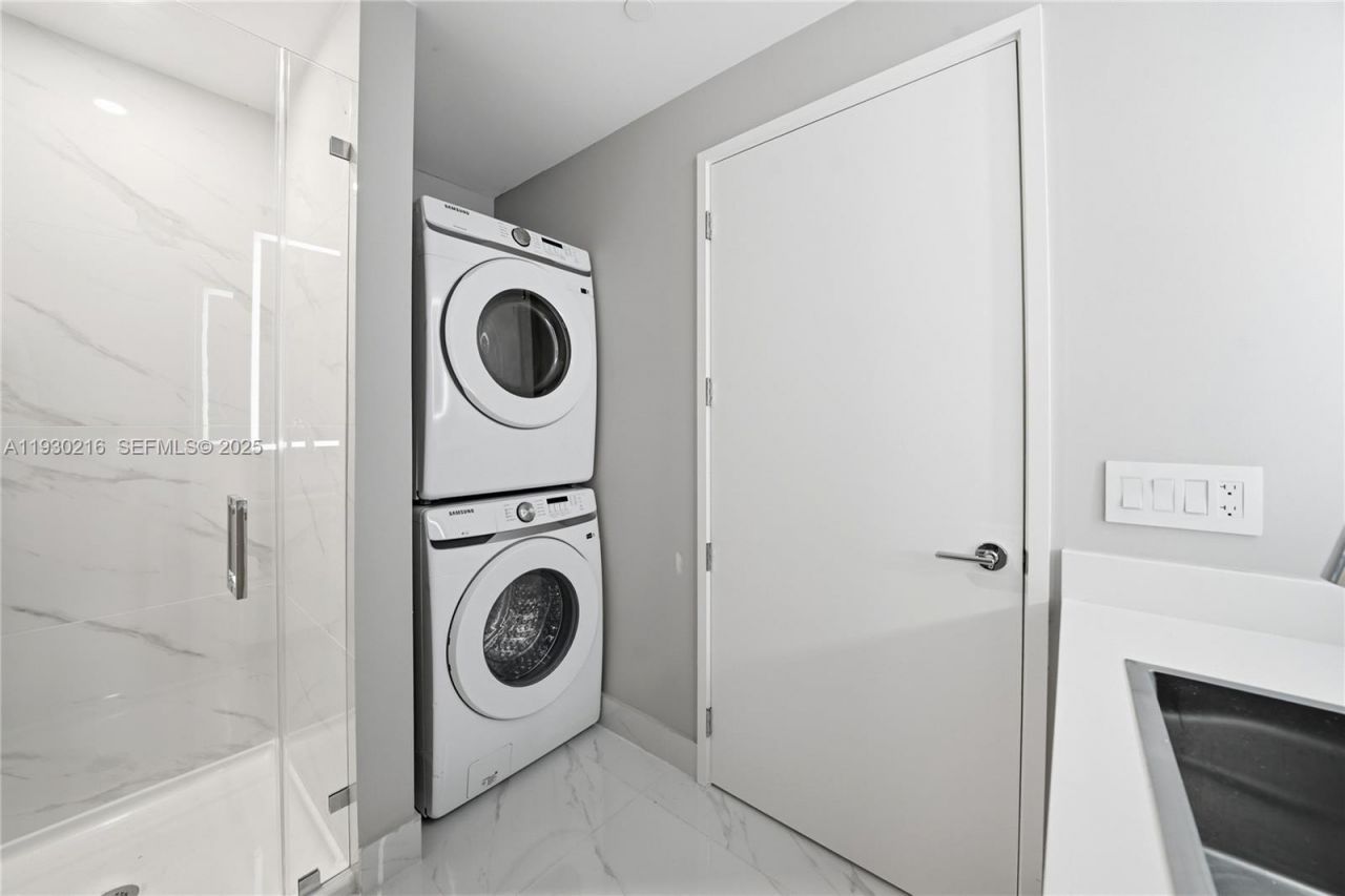 700 NE 24th St, Unit 4801, Miami, FL 33137 Photo