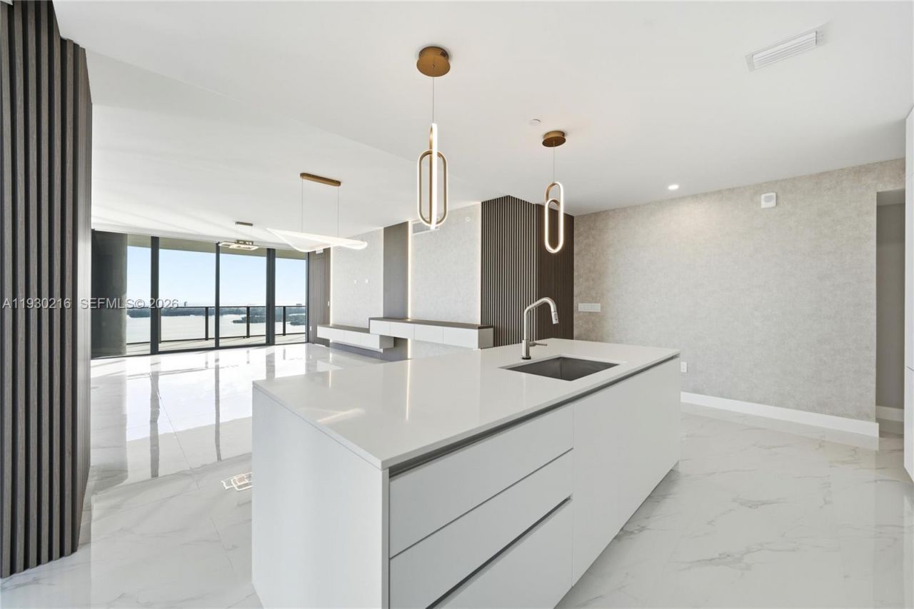 700 NE 24th St, Unit 4801, Miami, FL 33137 Photo