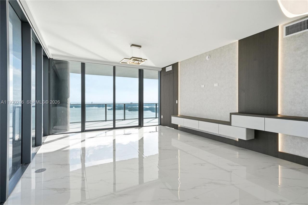 700 NE 24th St, Unit 4801, Miami, FL 33137 Photo