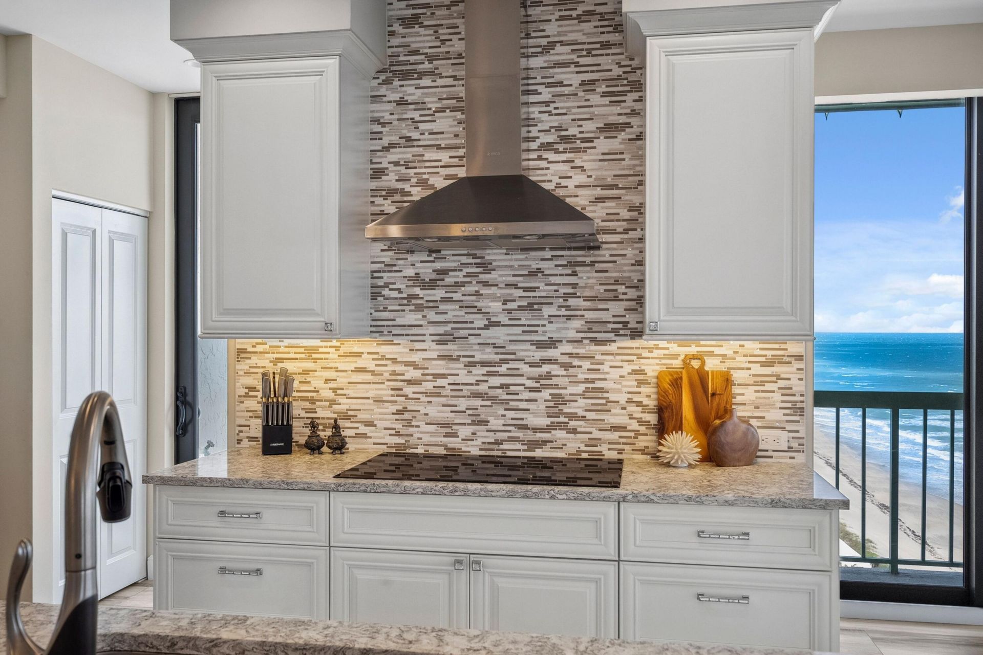 9900 S Ocean Drive, Unit 1601, Jensen Beach, FL 34957 Photo