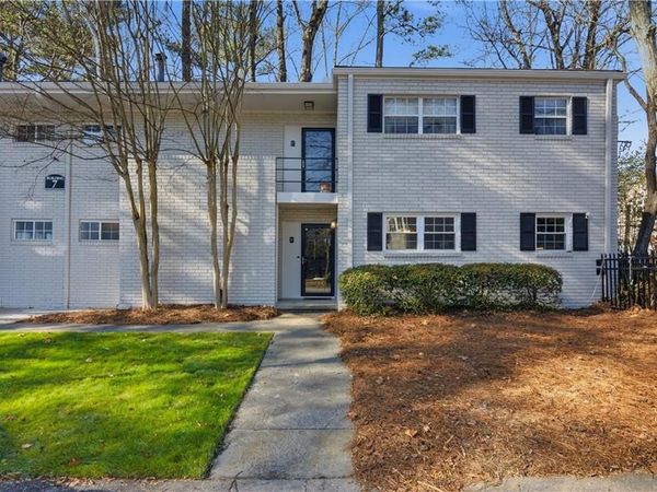 311 Peachtree Hills Avenue NE, Unit 7B, Atlanta, GA 30305