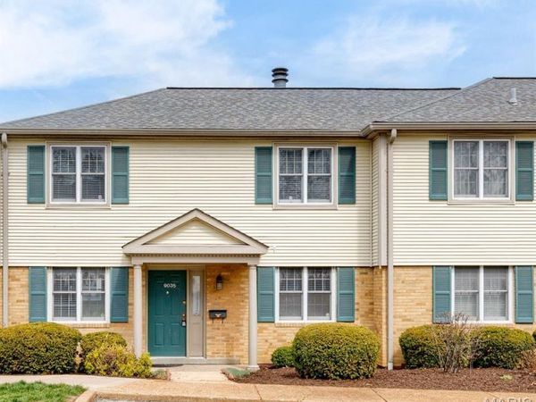 9035 West Swan Circle, St Louis, MO 63144