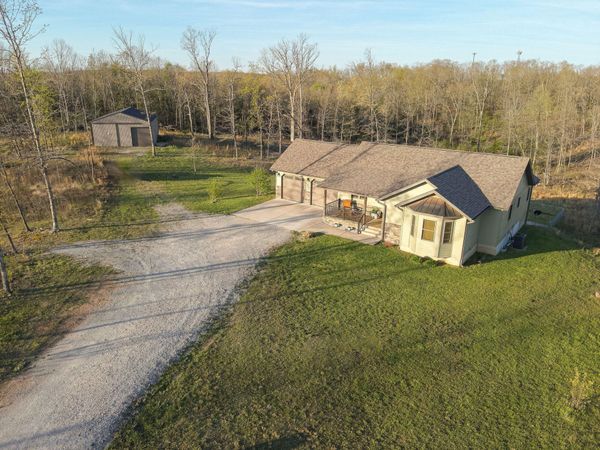 1278 Fox Circle Drive, Mountain View, MO 65548