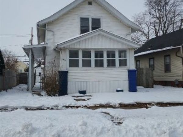 1906 K St SW, Cedar Rapids, IA 52404