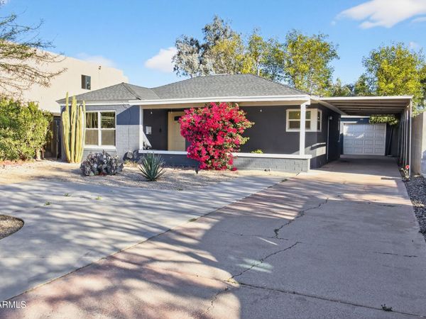 2210 E CAMBRIDGE Avenue, Phoenix, AZ 85006