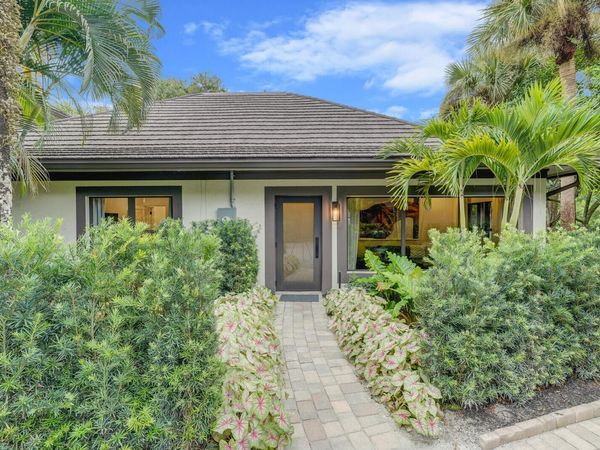 2735 Polo Island Drive, Unit K104, Wellington, FL 33414