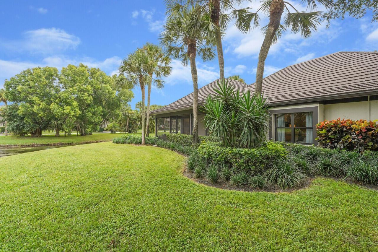 2735 Polo Island Drive, Unit K104, Wellington, FL 33414 Photo