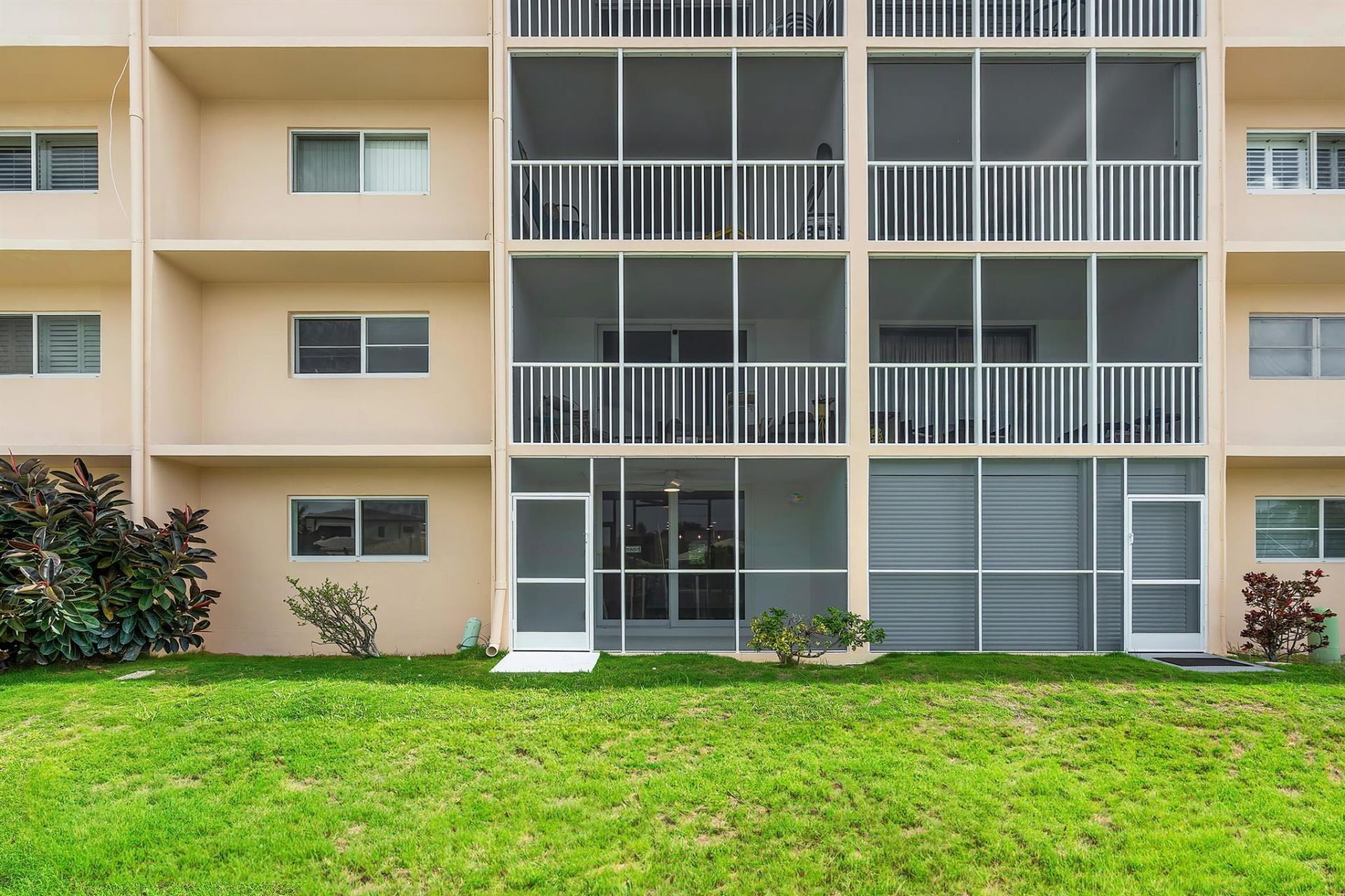 750 NE Spanish River Boulevard, Unit 1090, Boca Raton, FL 33431 Photo