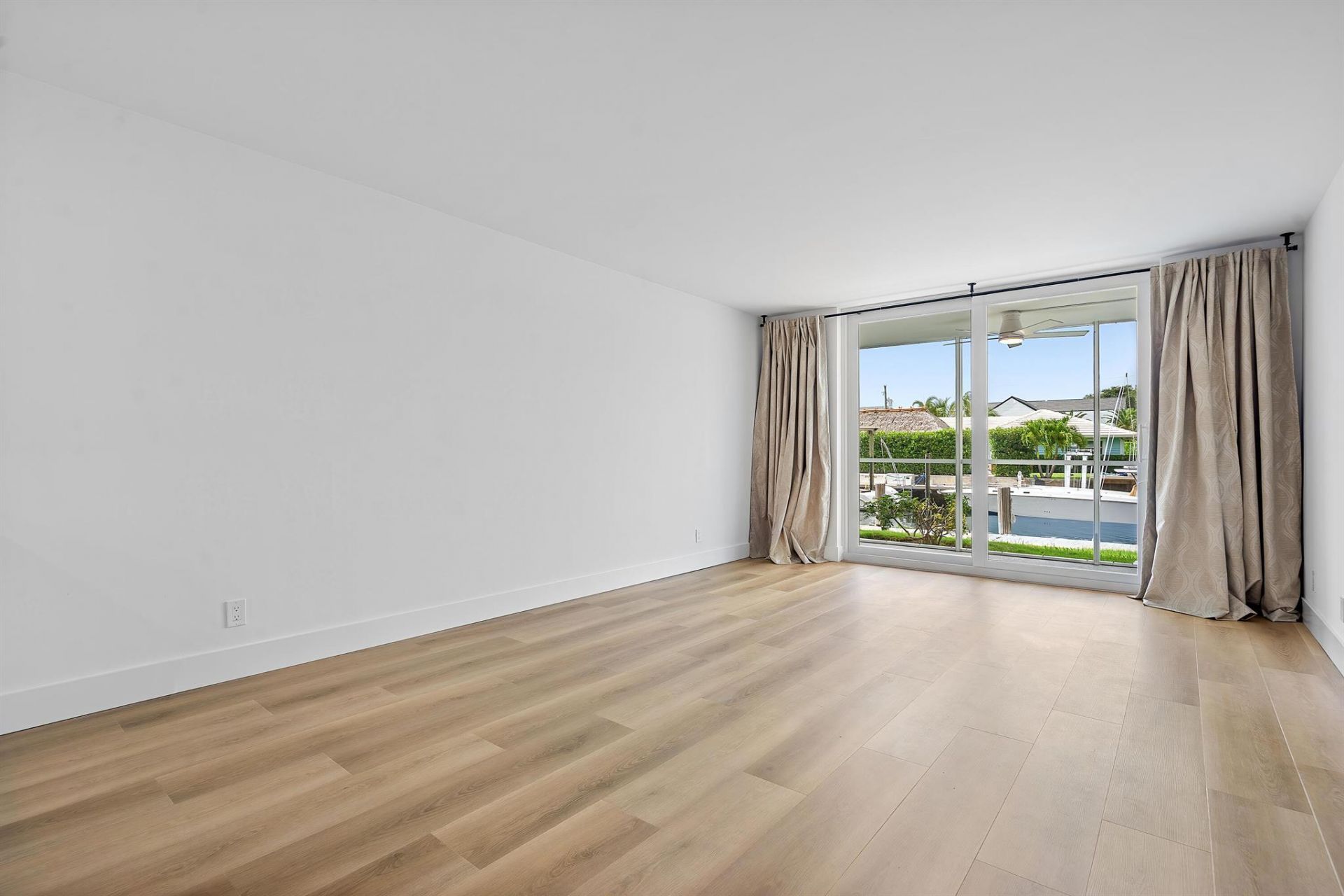 750 NE Spanish River Boulevard, Unit 1090, Boca Raton, FL 33431 Photo