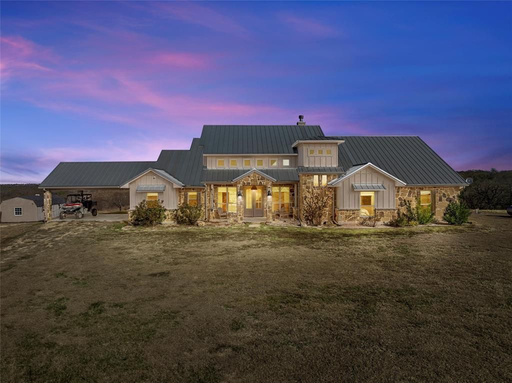 2565 Heritage Parkway, Axtell, TX 76624 Main Photo