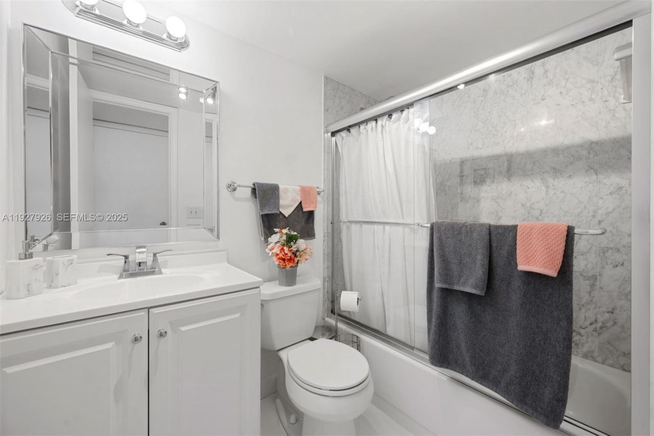 2401 S Ocean Dr, Unit 1007, Hollywood, FL 33019 Photo