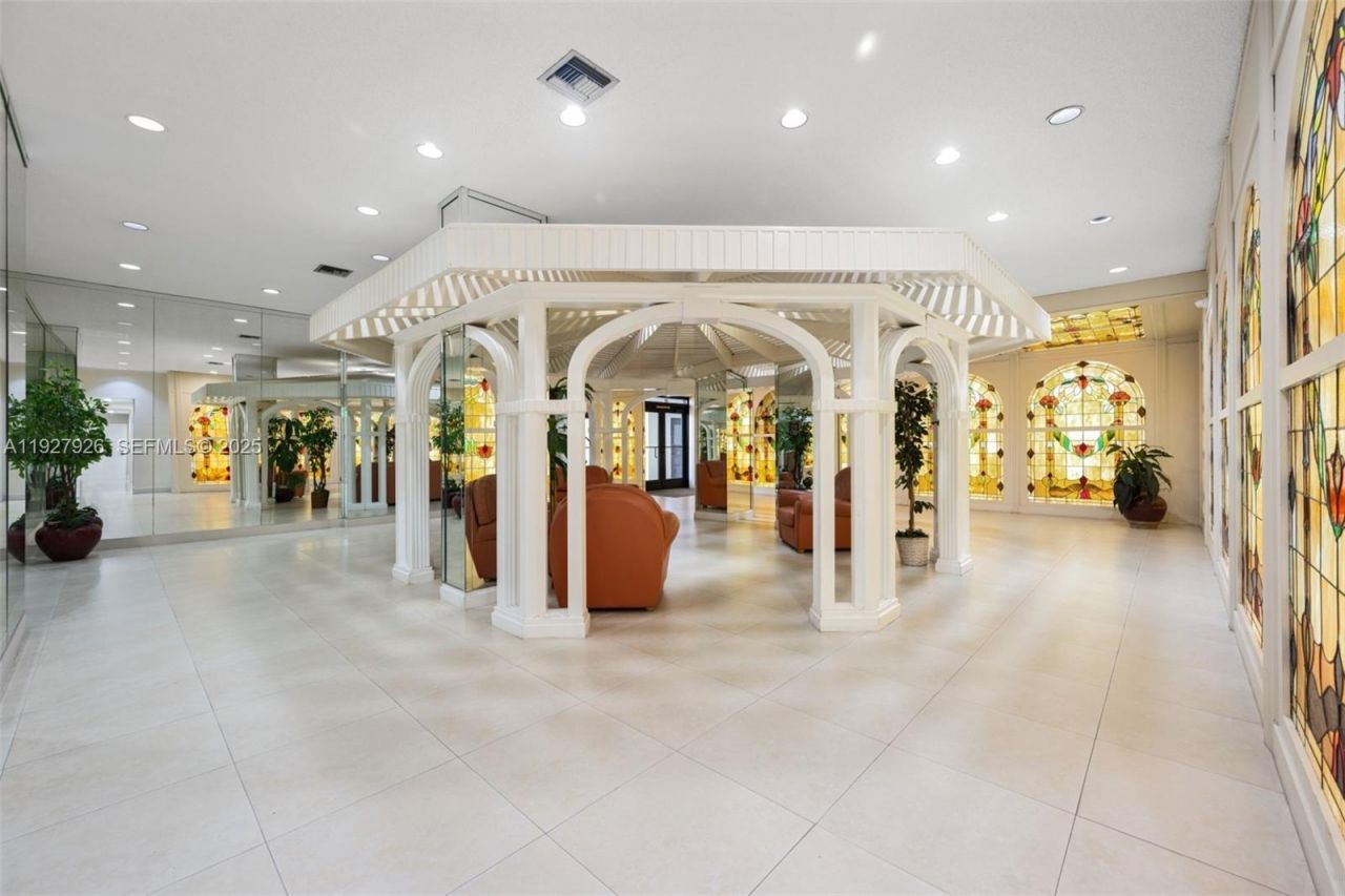 2401 S Ocean Dr, Unit 1007, Hollywood, FL 33019 Photo