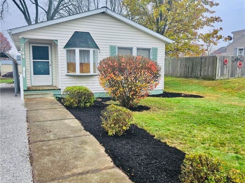 2644 Delaware Avenue SW, Canton, OH 44706 Photo 2