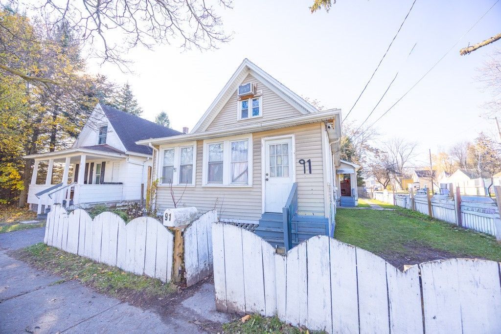 91 Independence Street, Rochester, NY 14611 Main Photo