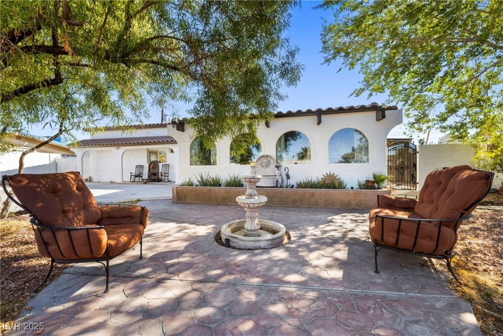 3152 Sundown Drive, Las Vegas, NV 89169 Main Photo