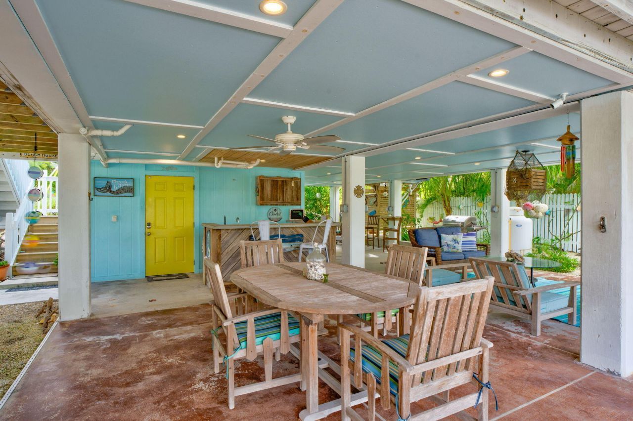 420 W Indies Drive, Ramrod, FL 33042 Photo