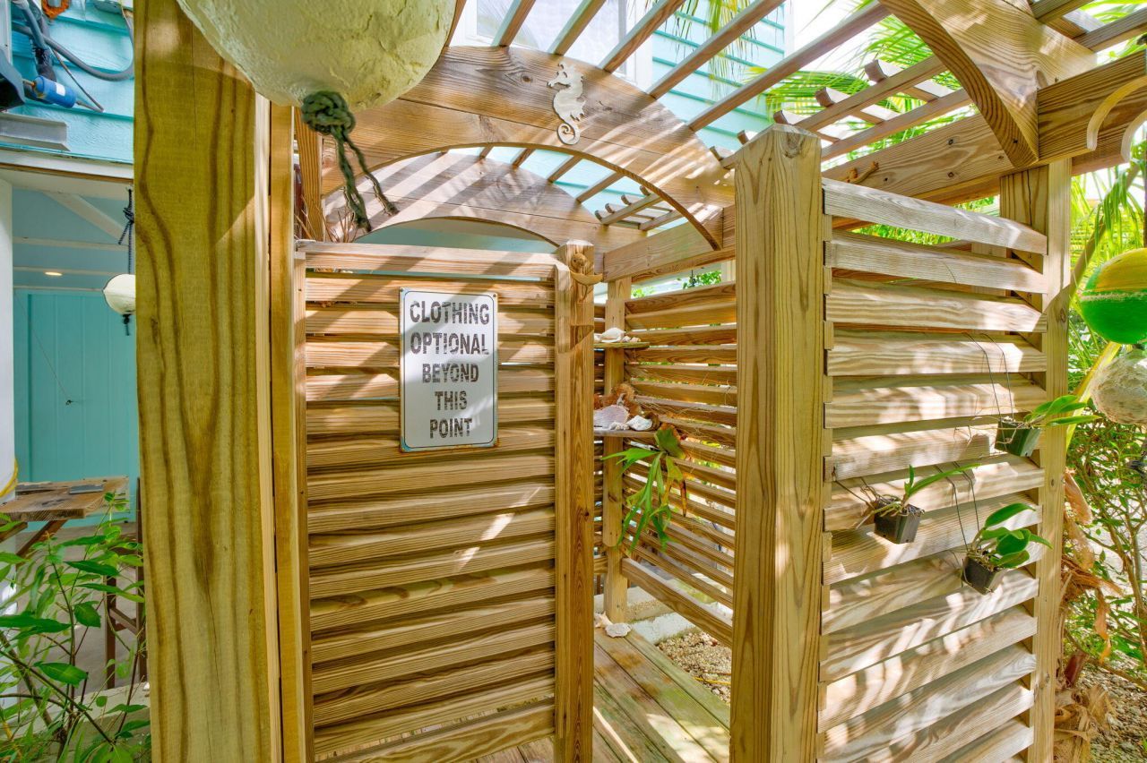 420 W Indies Drive, Ramrod, FL 33042 Photo