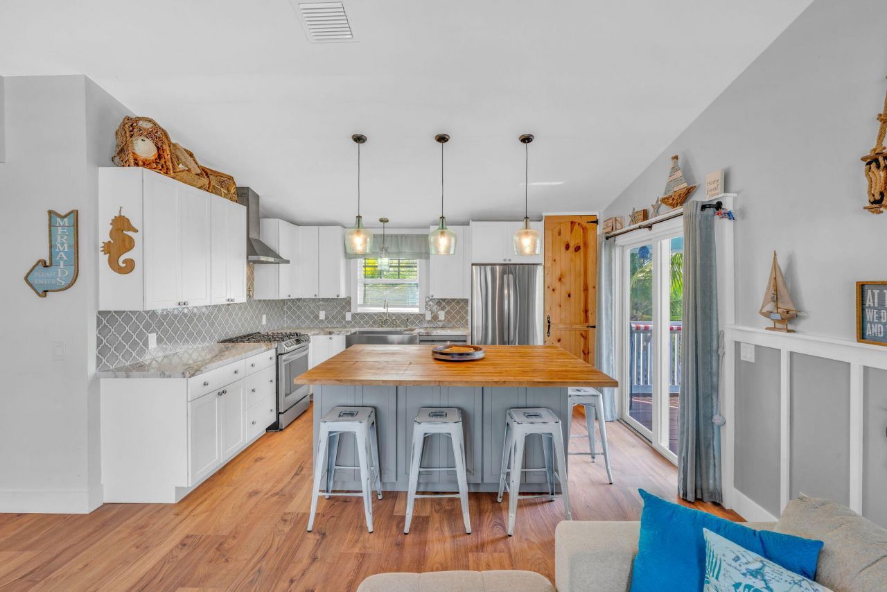 420 W Indies Drive, Ramrod, FL 33042 Photo