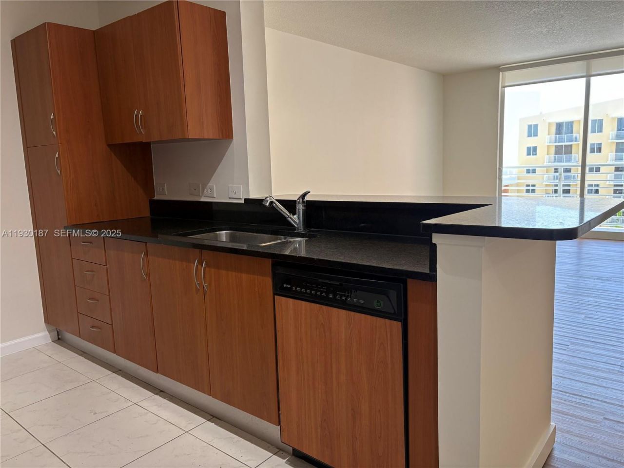 2775 NE 187 St, Unit 628, Aventura, FL 33180 Photo