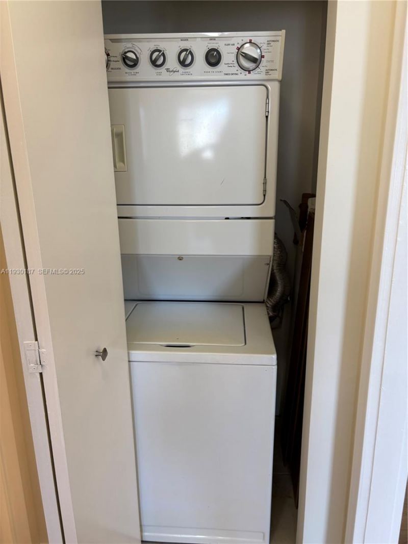 2775 NE 187 St, Unit 628, Aventura, FL 33180 Photo