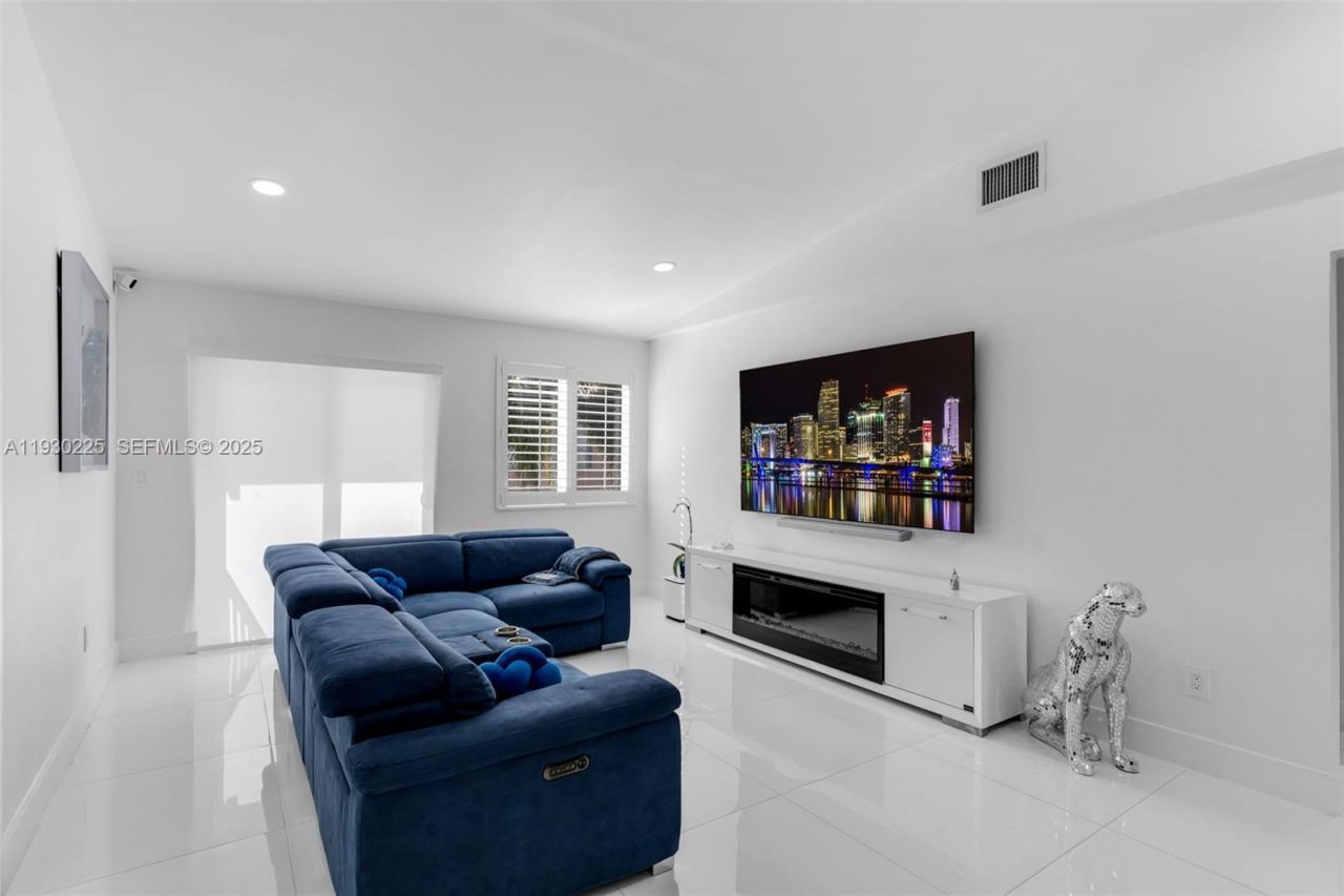 11966 SW 271st St, Homestead, FL 33032 Photo