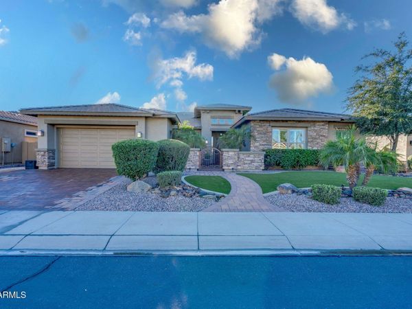 3781 E CHESTNUT Lane, Gilbert, AZ 85298