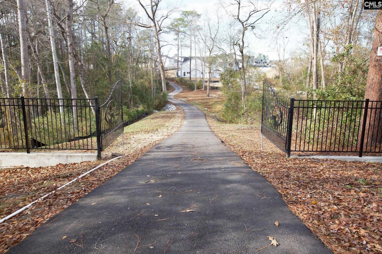 318 W Pond Court Photo 12