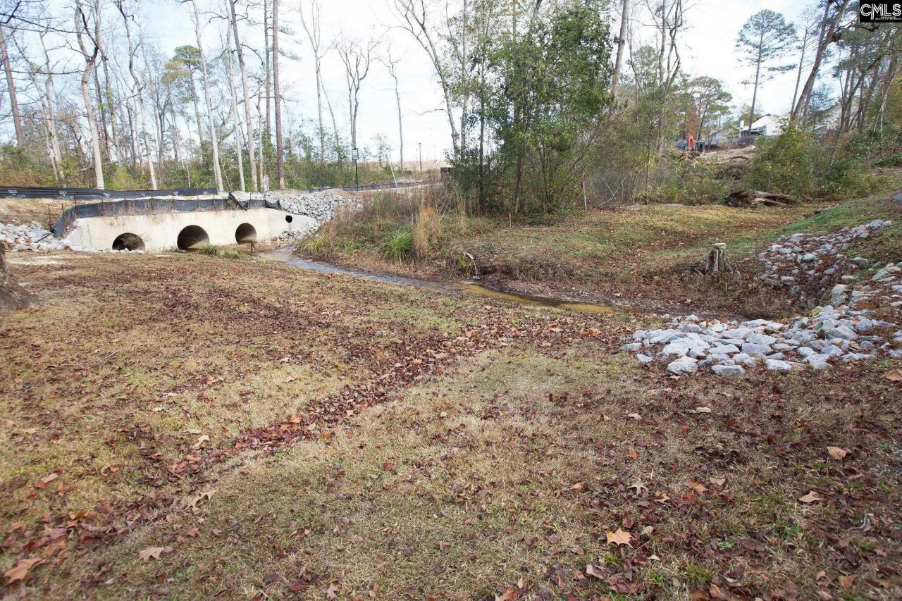 318 W Pond Court Photo 14