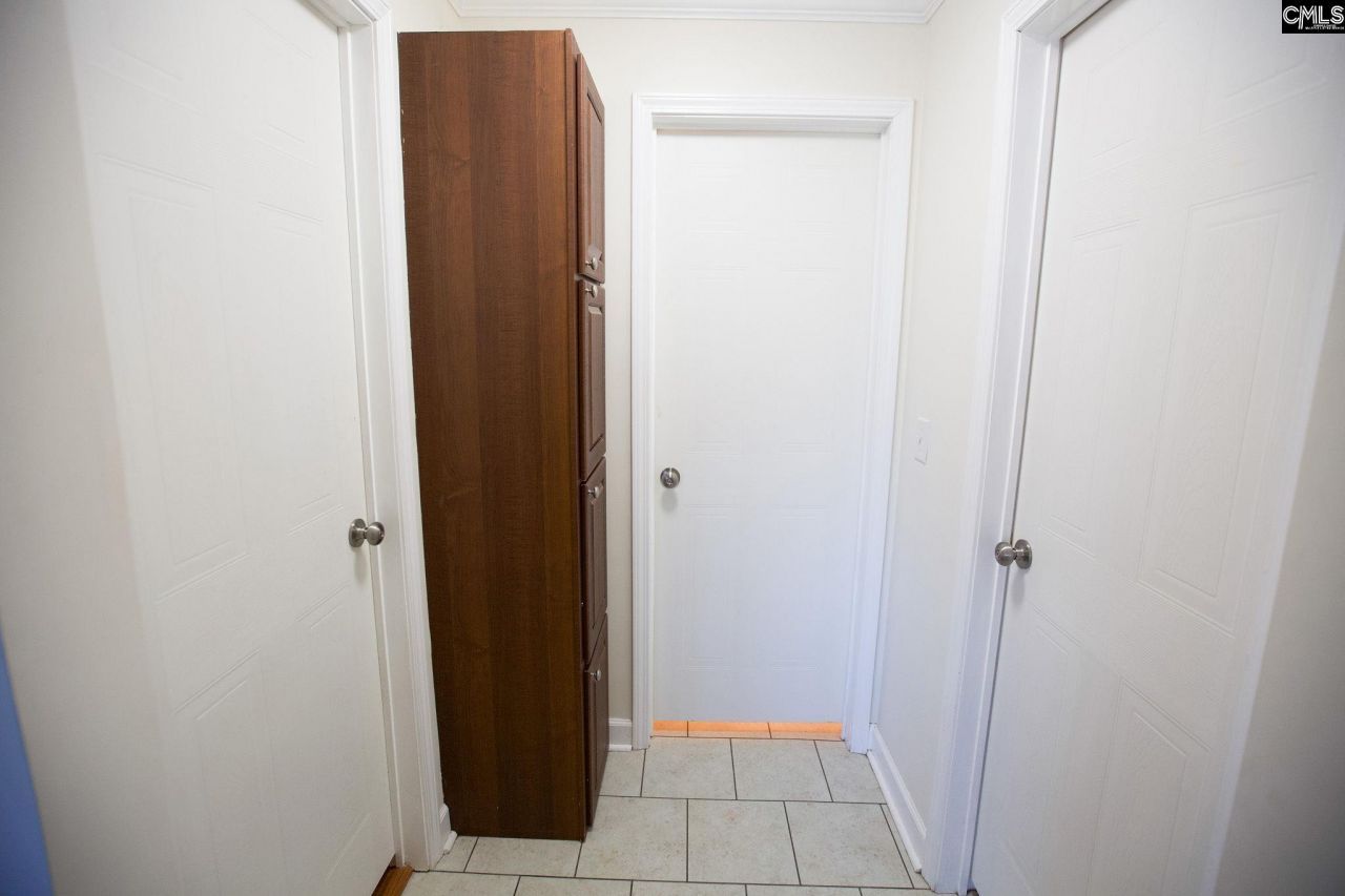 318 W Pond Court Photo 46