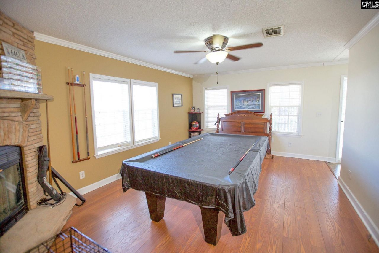 318 W Pond Court Photo 47