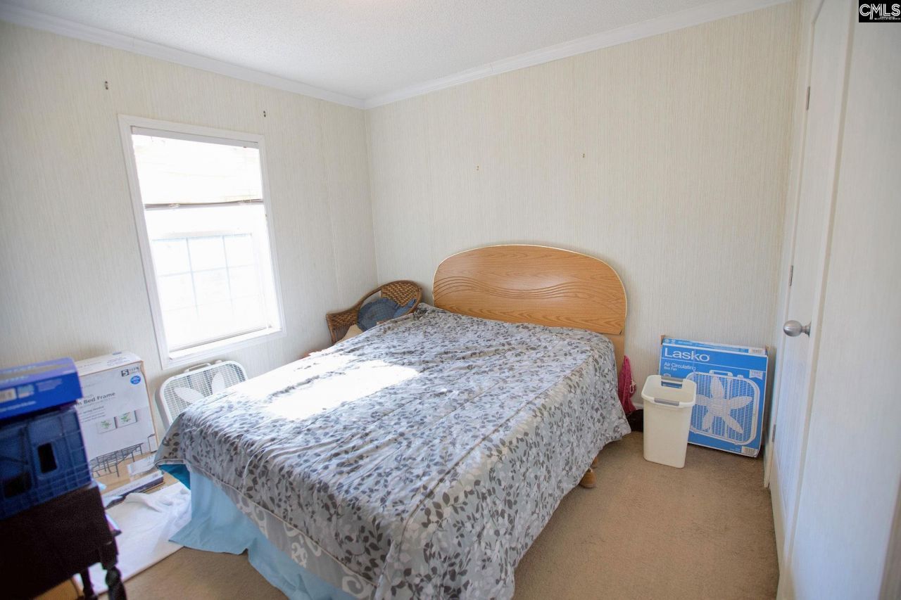 318 W Pond Court Photo 59