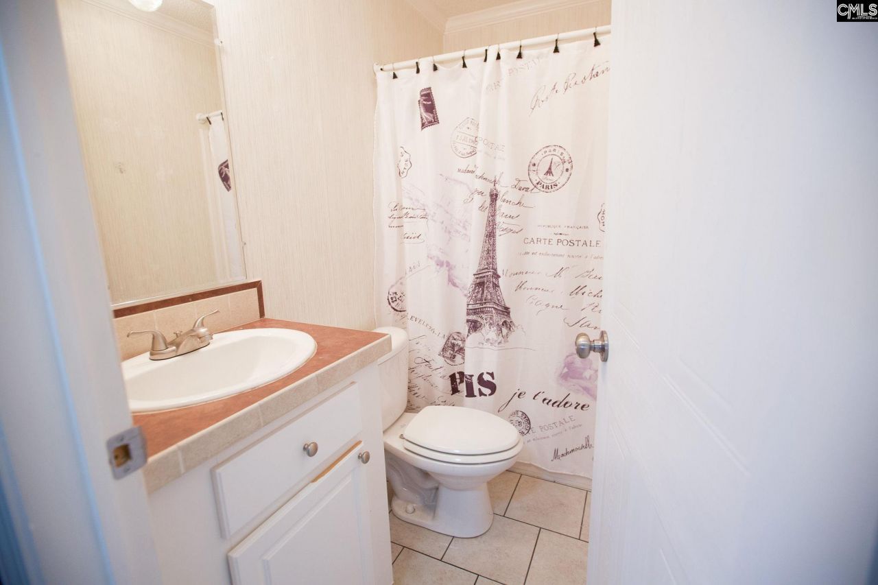 318 W Pond Court Photo 64