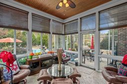 740 Oxbow Dr. photo 4