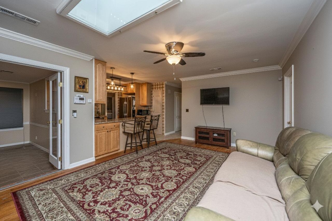 106 Blake Drive Photo 6