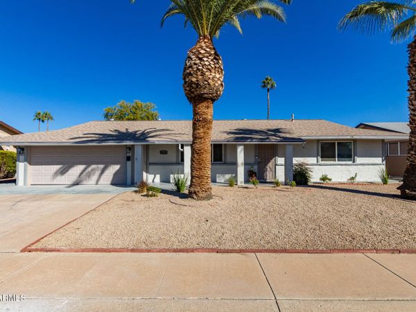 10452 W MEADE Drive, Sun City, AZ 85351