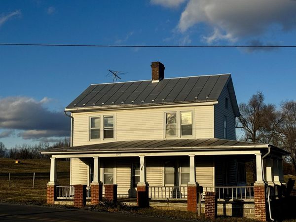 2002 MT CLINTON PIKE, ROCKINGHAM, VA 22802