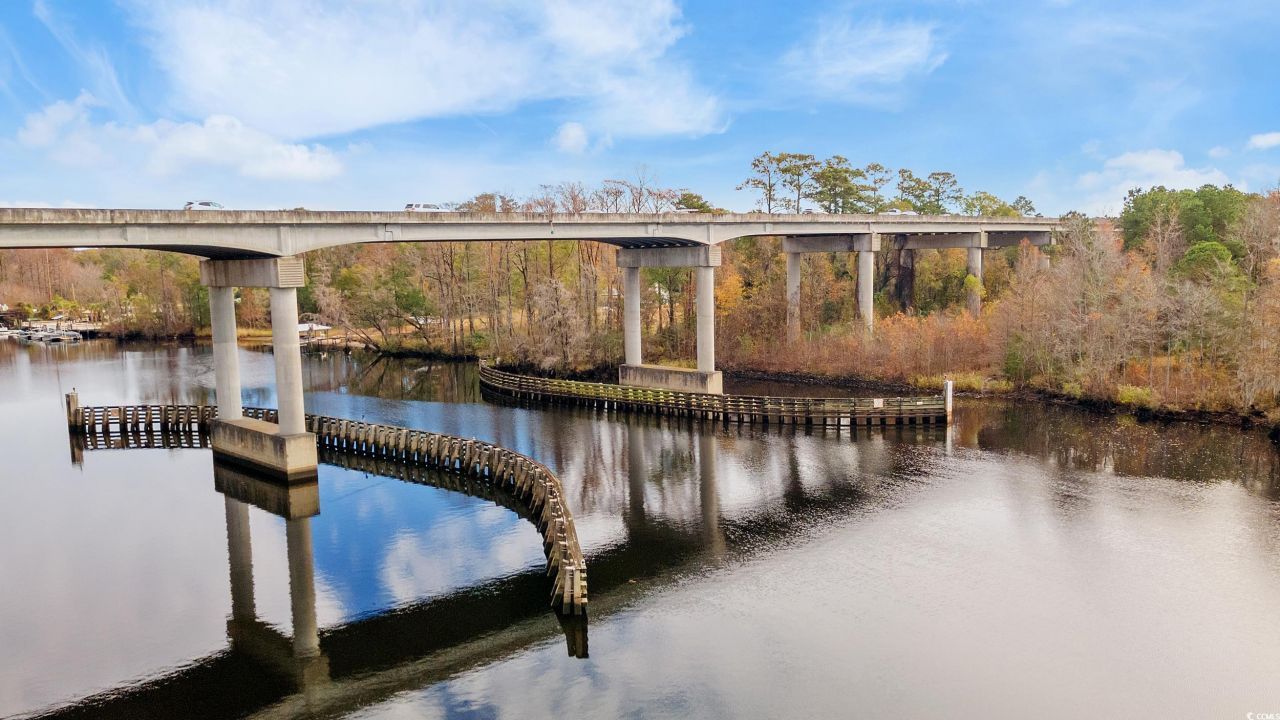 324 Crossing Ct.  Photo 14