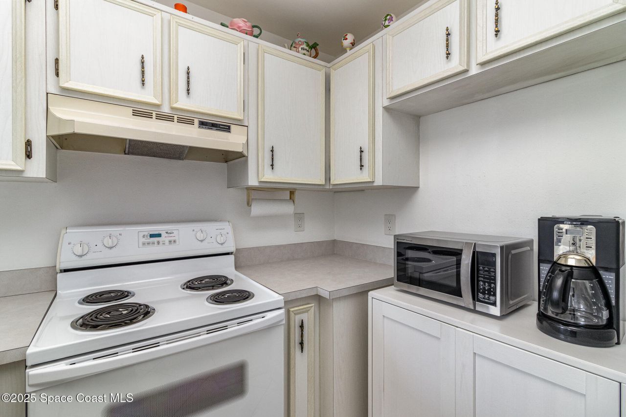 333 N Atlantic Avenue, Unit 222, Cocoa Beach, FL 32931 Photo