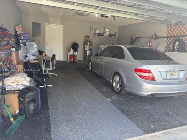 9530 Ashley Dr, Miramar, FL 33025 Photo