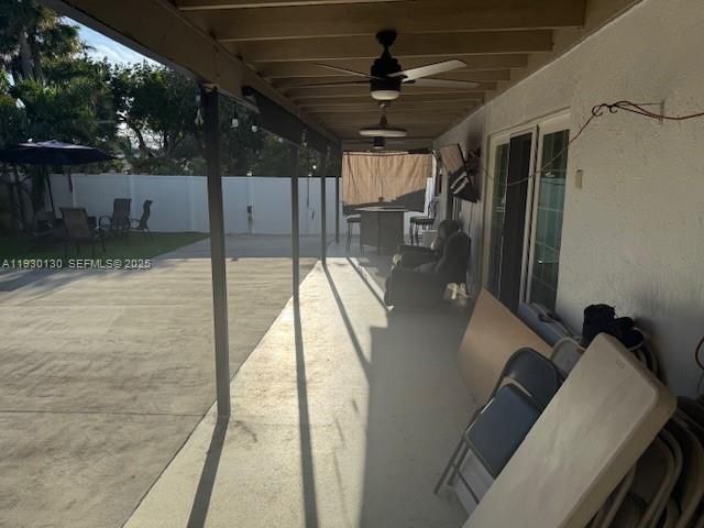 9530 Ashley Dr, Miramar, FL 33025 Photo