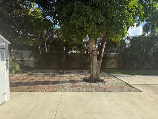 9530 Ashley Dr, Miramar, FL 33025 Photo