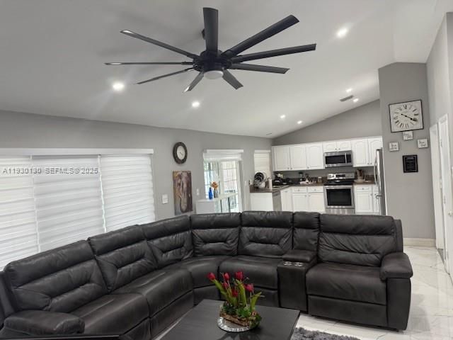 9530 Ashley Dr, Miramar, FL 33025 Photo