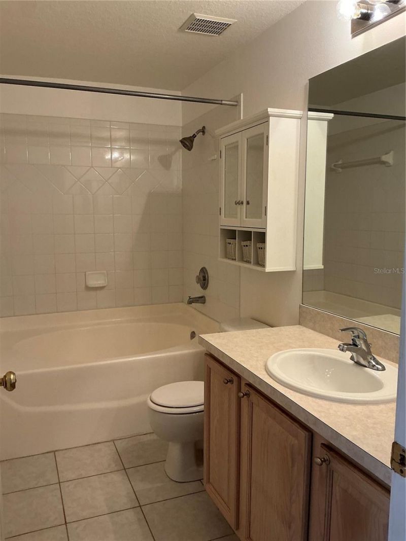 216 Coquina Bay Dr Drive, Saint Petersburg, FL 33705 Photo