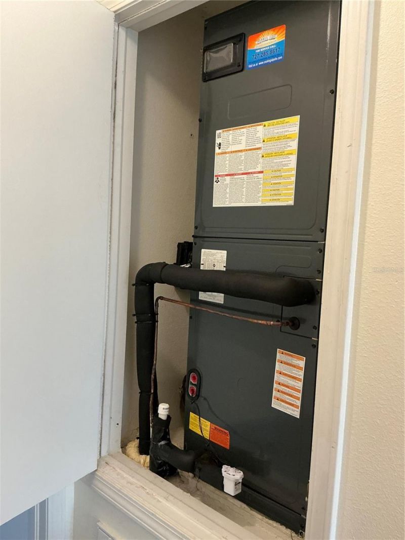 216 Coquina Bay Dr Drive, Saint Petersburg, FL 33705 Photo