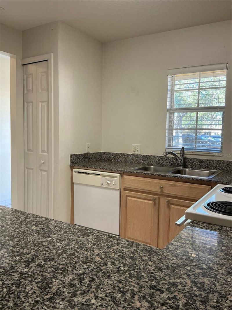 216 Coquina Bay Dr Drive, Saint Petersburg, FL 33705 Photo